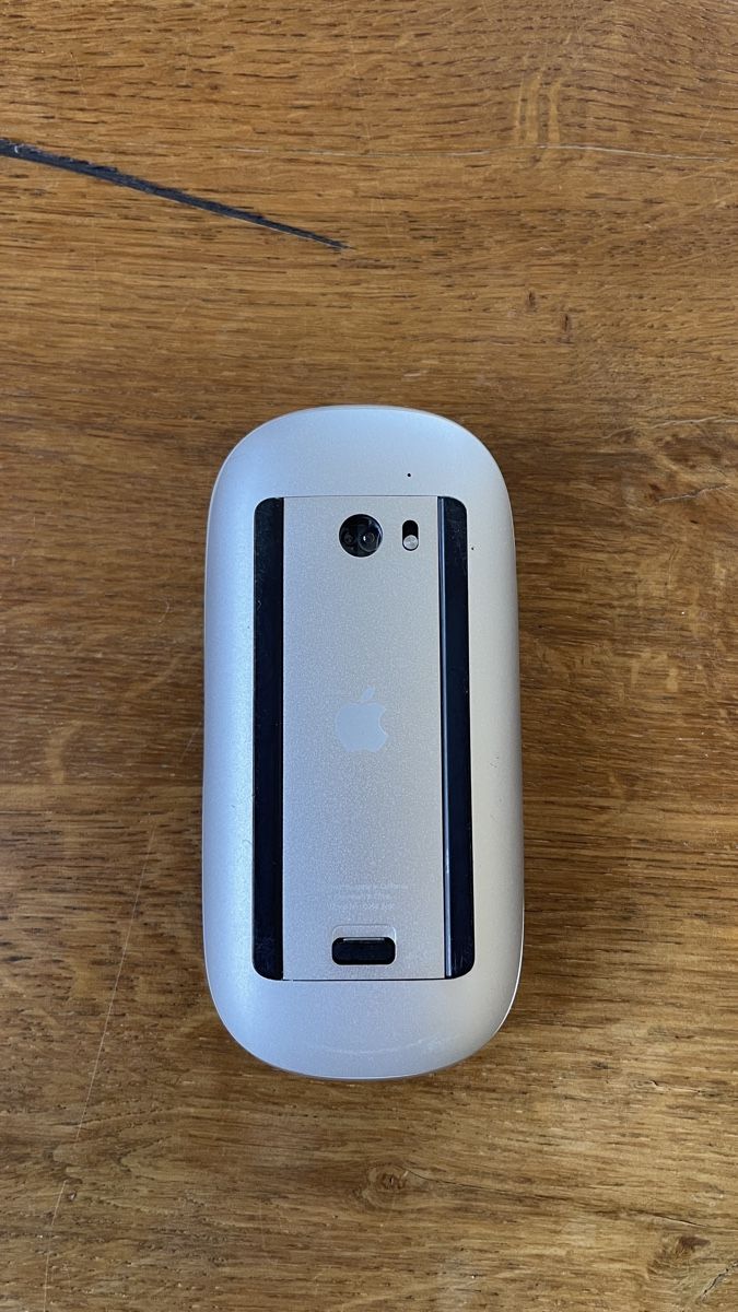 Apple Souris: Apple Magic Mouse A1296 Wireless Multi-Touch – D'occasion à Silvaplana par Cassano7 1