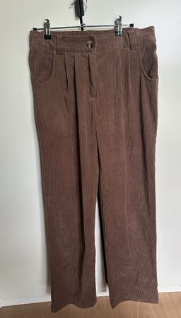 Cordhose braun Grösse S 