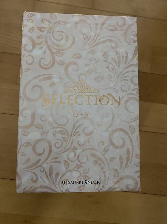 Bücher: Selection - Kiera Cass – Gebraucht aus Madiswil von jlb_9dnq 3