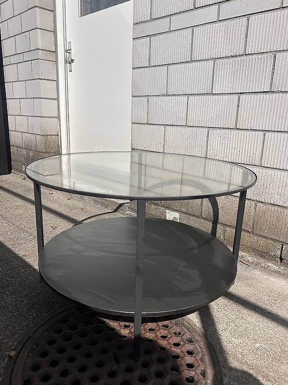 Tavoli: Glas Beistelltisch – Usato da Herisau venduto da langohrenglueck 1