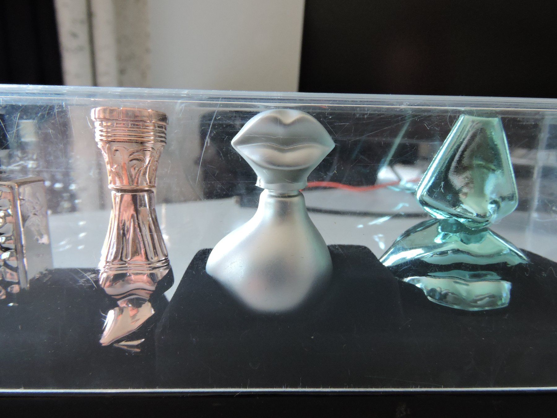 Flaconi: Salvador Dali ''Dali Metal Collection'' Mini Flakons – Usato da Hauptwil venduto da Borusse01 6