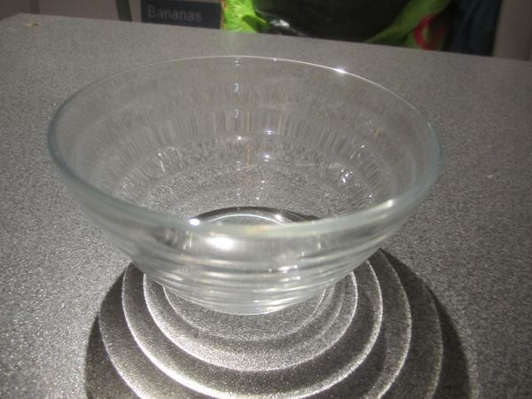 Coupes: Glas - Schale Streifenmuster – D'occasion à Zürich par Motzkuh