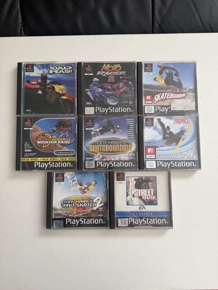 Giochi: Lot 8 jeux PlayStation 1 – Usato da Genève venduto da sho_67qj
