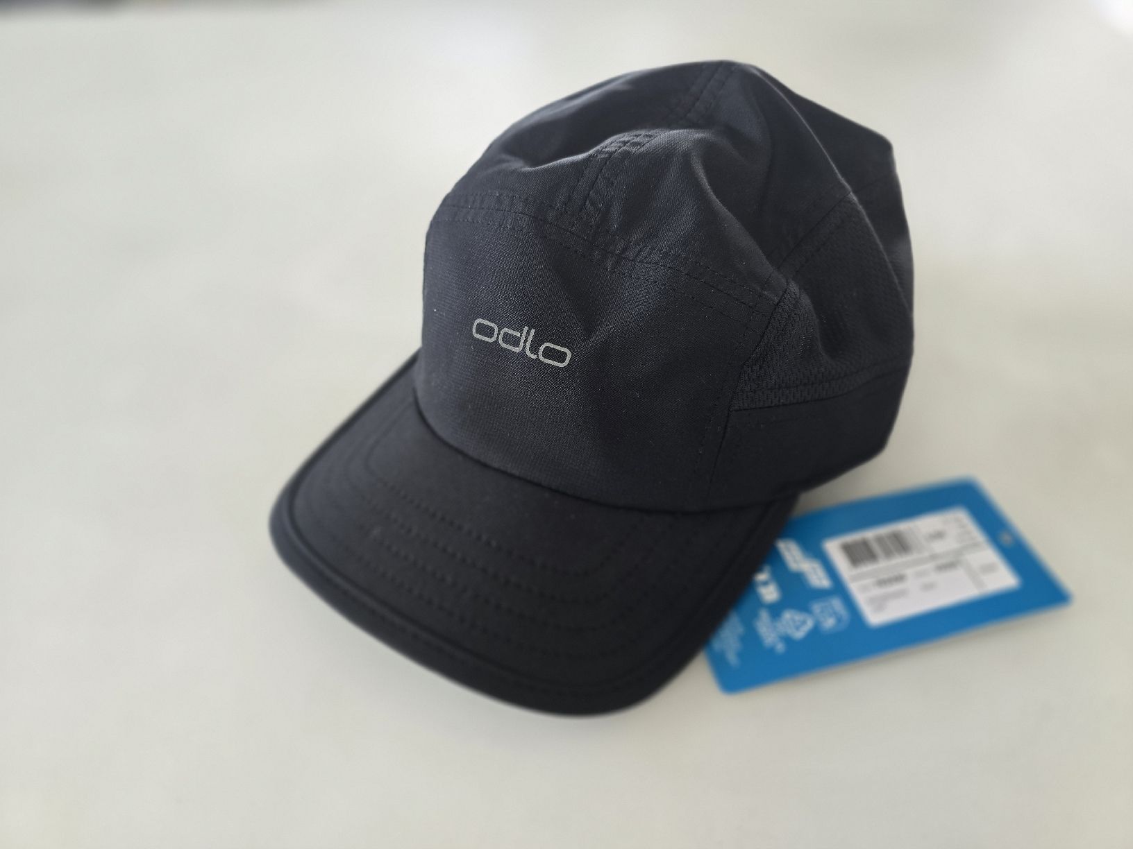 Sonstige Kleidung & Accessoires: ODLO CAP NEU PERFORMANCE LIGHT S/M BLACK UNISEX – Neu und originalverpackt aus Unterstammheim von P911993
