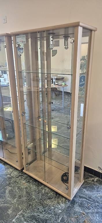 Vetrine: Vitrine bois et verre – Usato da Ropraz venduto da AdrienMonnier 1
