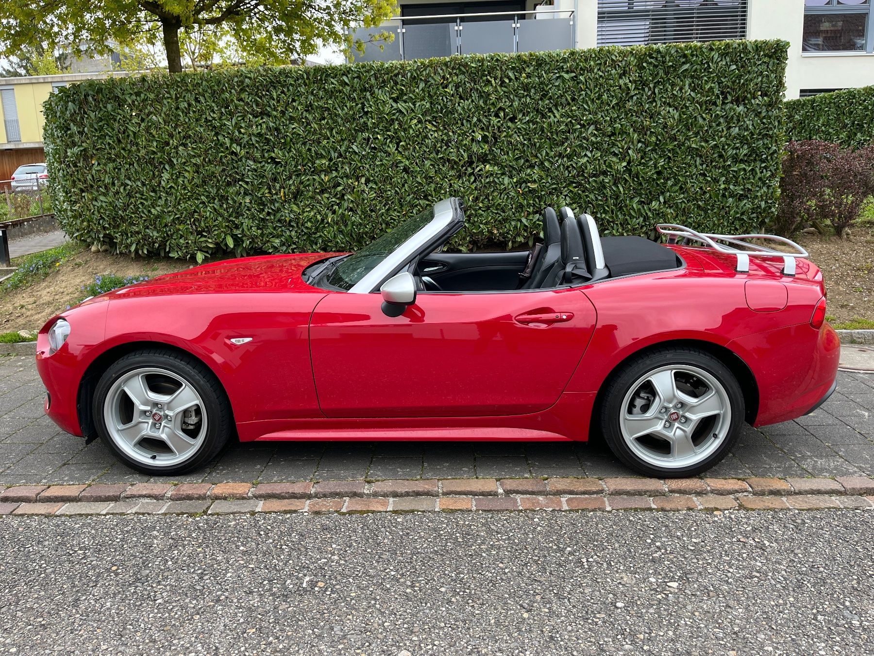 Fiat Autos: Fiat 124 Spider Limited Edition – Gebraucht aus Seengen von Ducevo 2