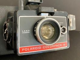 Polaroid Colorpack IV Land Camera