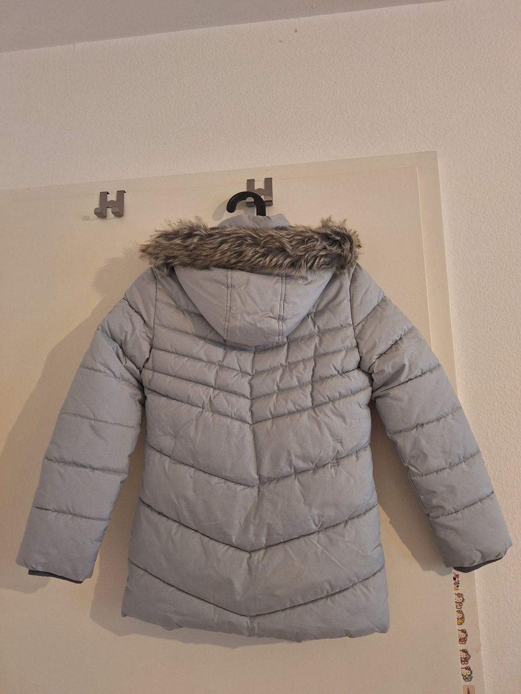 C&A Giacche & Cappotti: Warmer Winterjacke mit Kapuze Grösse 146 – Usato da Worb venduto da nfsolutions 1