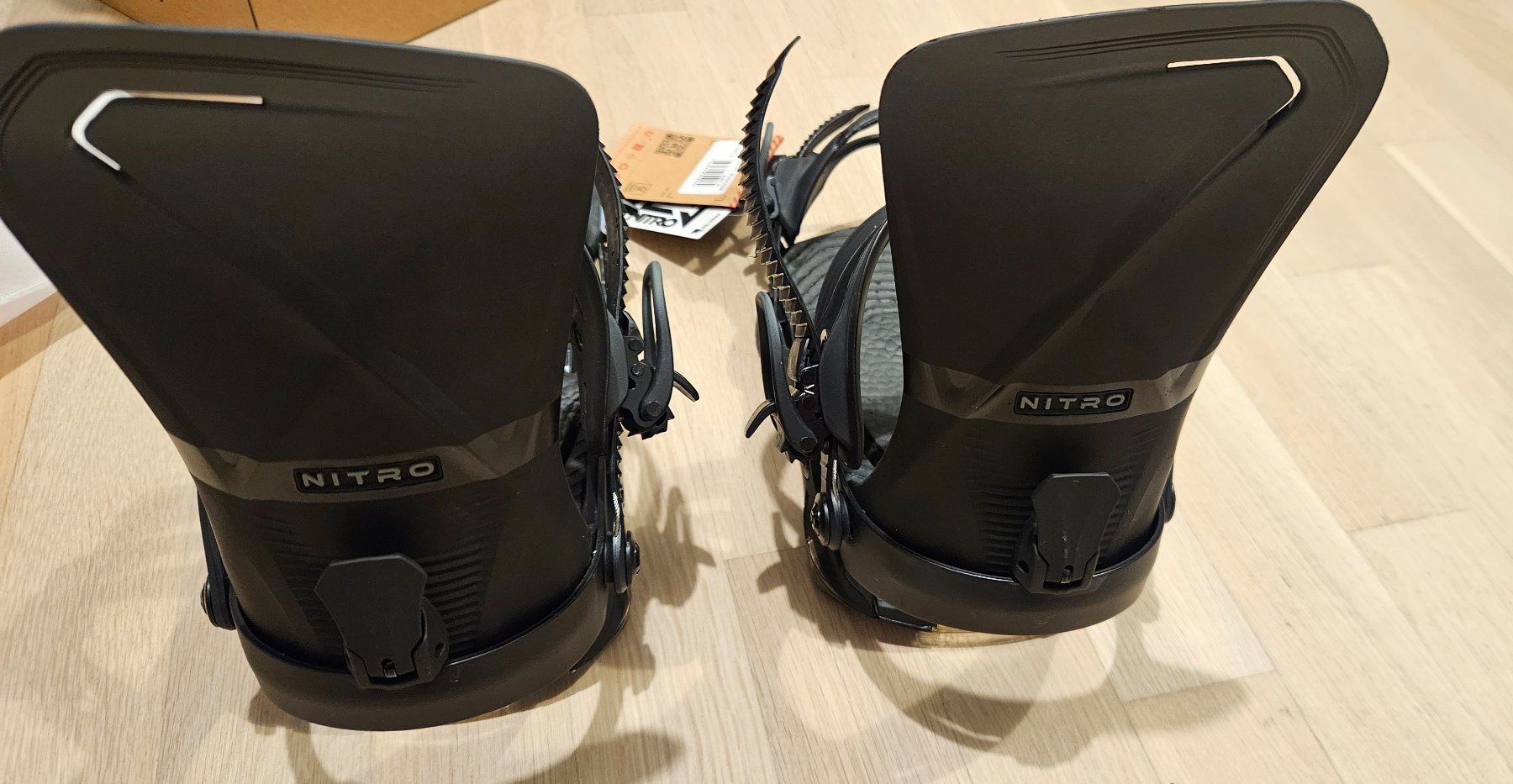 Attacchi: Nitro Phantom M 2026, bindings, like new – Nuovo (secondo la descrizione) da Lausanne venduto da dpo_66kg 5