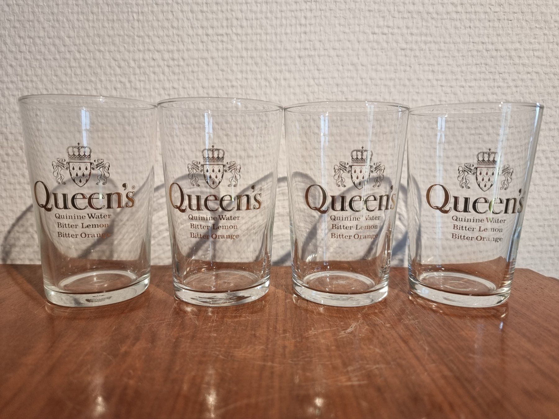 Bicchieri: 4 Queen's Trinkgläser – Usato da Lommis venduto da 0815undmehr