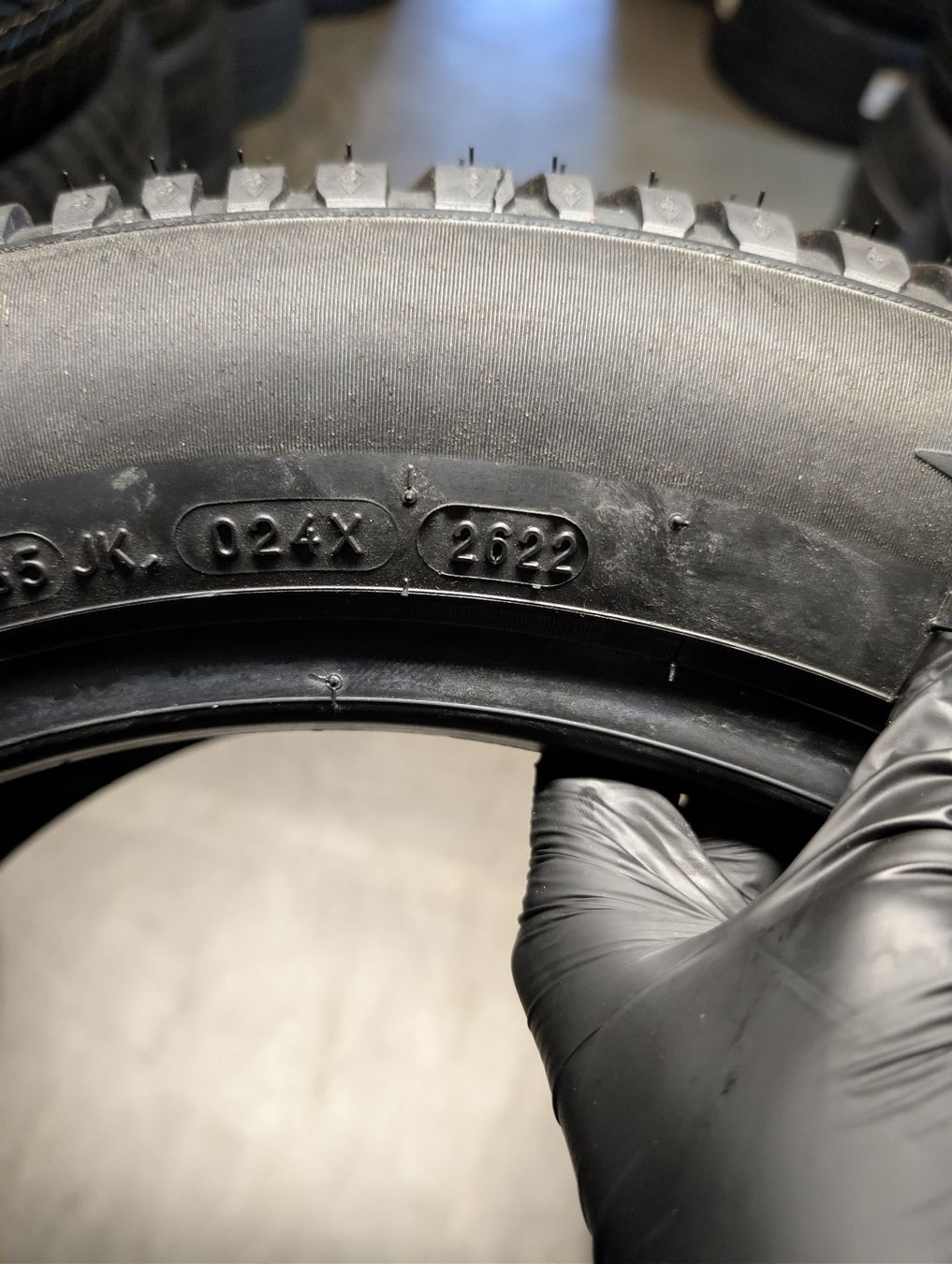 Michelin Pneus & Roues: Winterreifen  – Neuf avec emballage d'origine à Dürrenäsch par Pneu-Idris 3