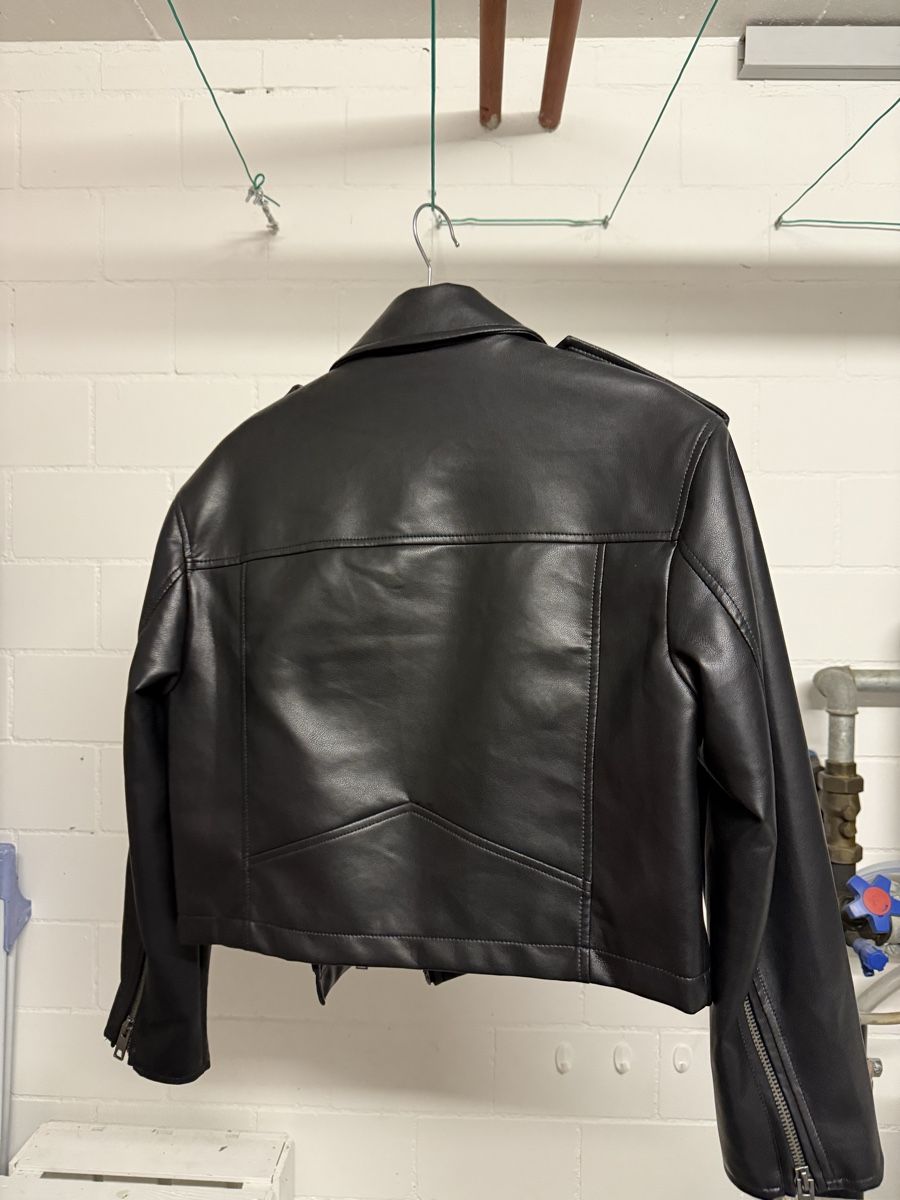 Stradivarius Vestes: Lederjacke – Neuf (Voir description) à Schlattingen par fernfen 1