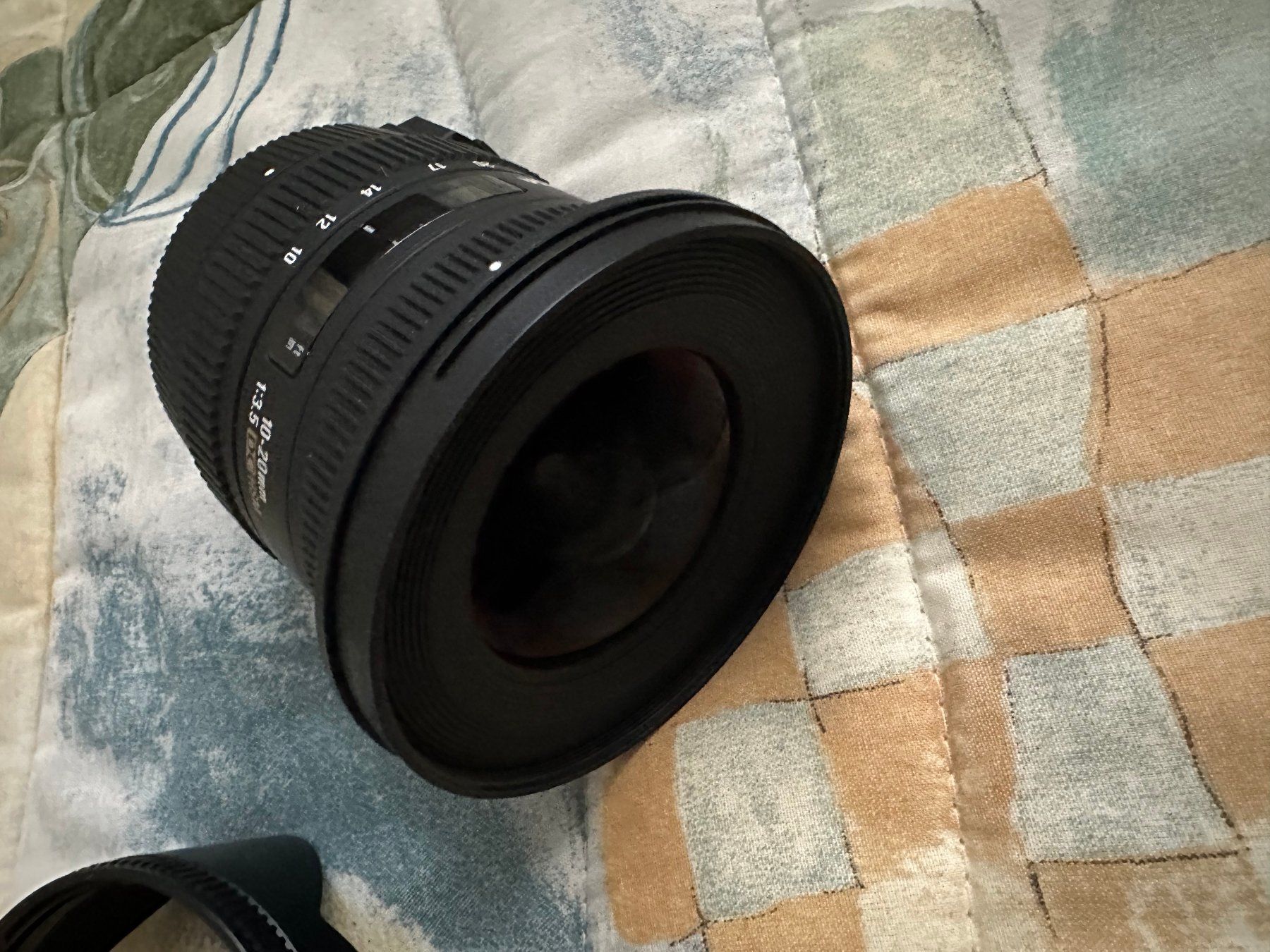 Sigma Obiettivi: Objectif Sigma pour Nikon, 10-20, F3.5, EX DC – Usato da Chene-Bourg venduto da Patlered 1