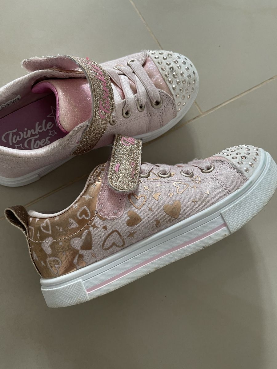 Scarpe per ragazze: Sketchers fille pointure 28 – Usato da MARLY venduto da AISLEE 1