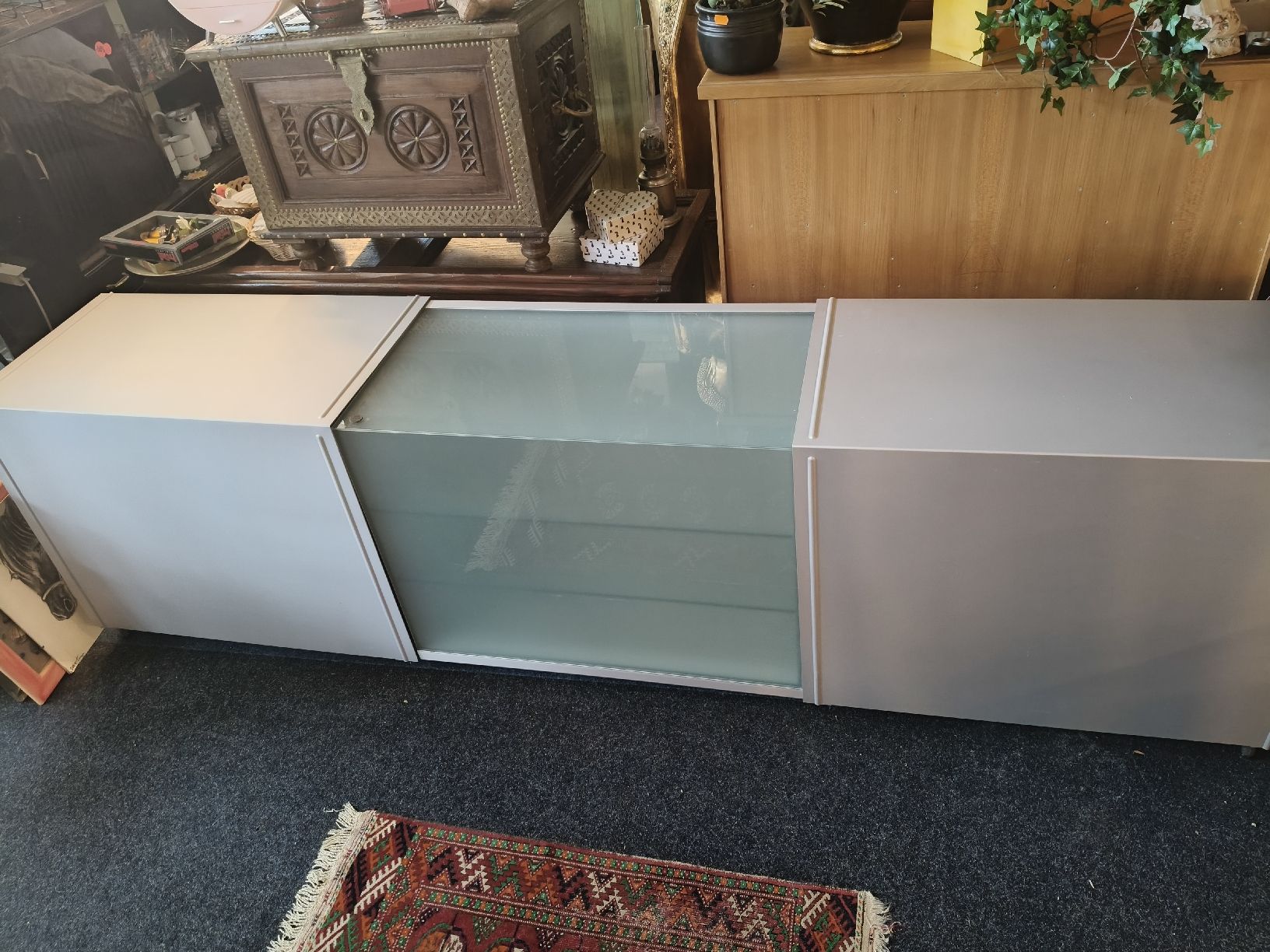 Team By Wellis Cassettiere: Sideboard Volare Team by Wellis – Usato da Zwingen venduto da inf_2blh