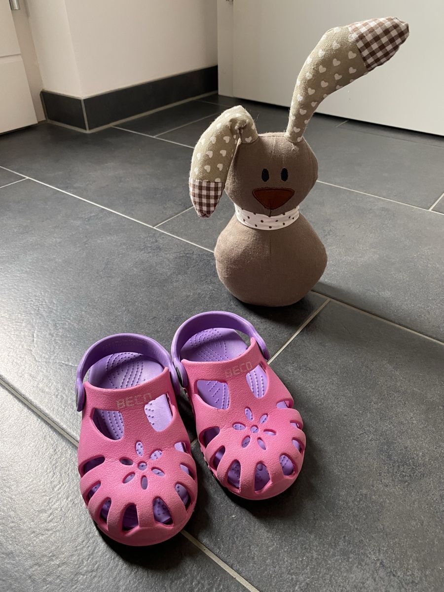Beco Scarpe per ragazze: Badeschuhe BECO, Gr. 28 – Usato da Summaprada venduto da hirschuh506