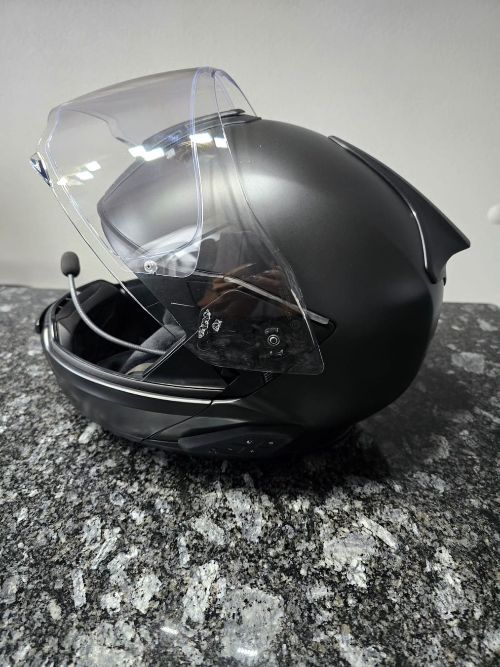 BMW Helme & Visiere: BMW-Motorradhelm 7 Carbon – Gebraucht aus Buchs ZH von Rattetier 2