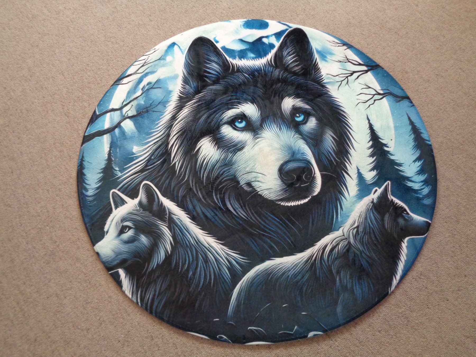 Tappeti: Teppich mit Wolf (Ø 117 cm) – Nuovo (secondo la descrizione) da Langenbruck venduto da Gumsi 1