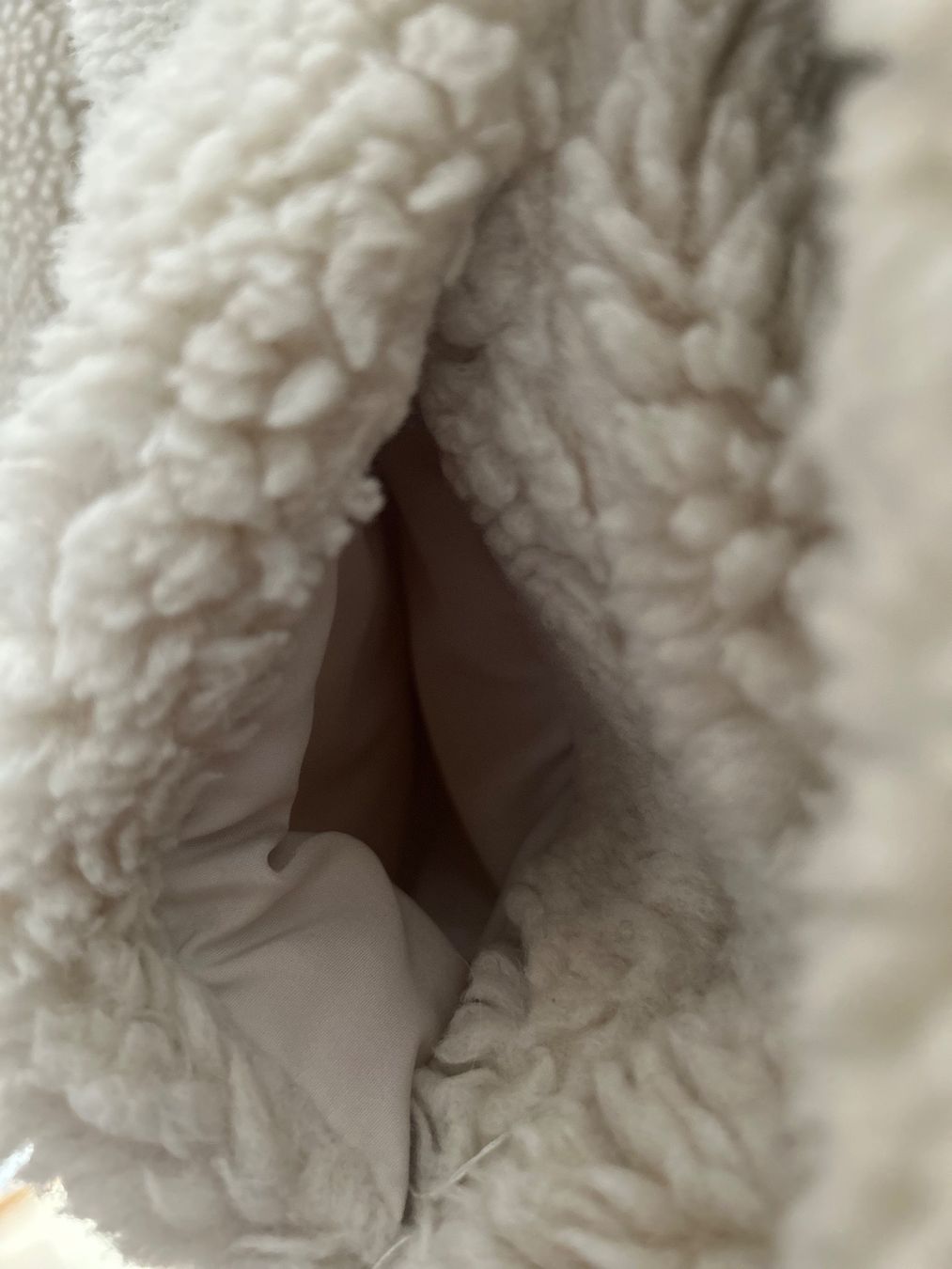 H&M Jacken: H&M Teddyjacke – Gebraucht aus Dättwil AG von fio_d76l 6