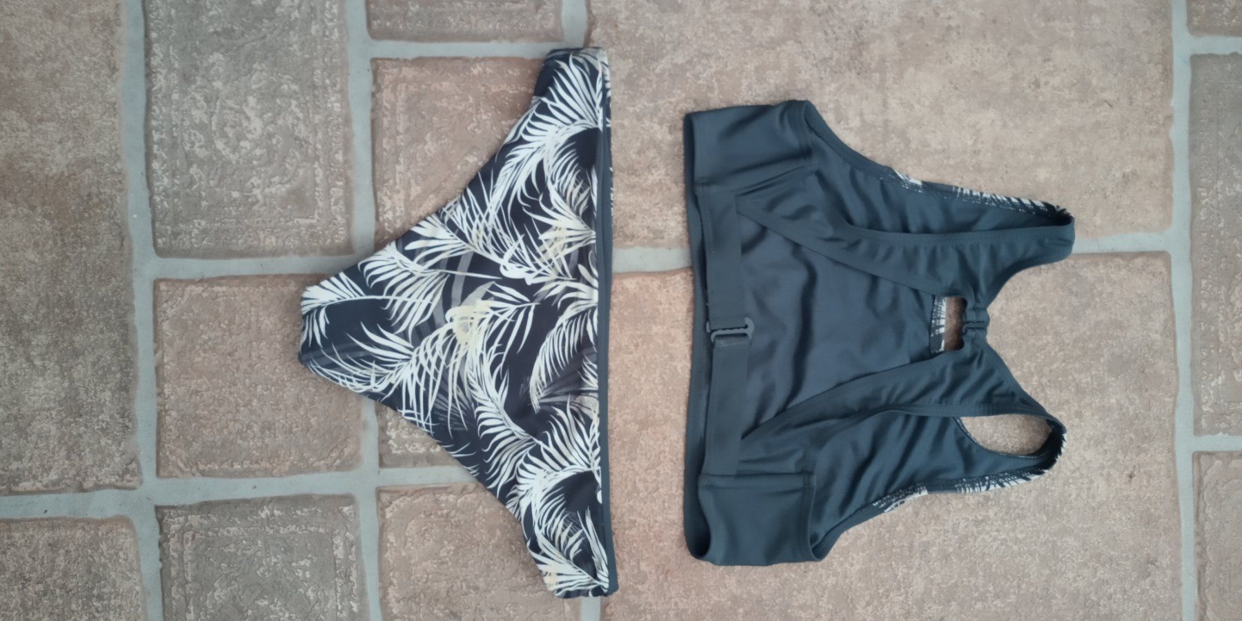 Costumi da bagno & Bikini: NEU PULP Sportliches Bikini mit tropischem Muster M eher S – Nuovo (secondo la descrizione) da St. Gallen venduto da Hereplaysmusic 5