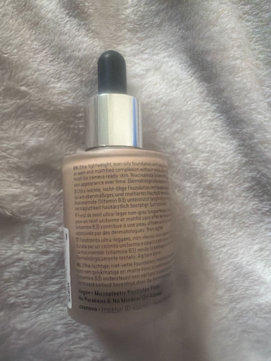 Catrice Make-up: Catrice HD Liquid Coverage Foundation - Top Zustand! – Usato da Luterbach venduto da andybasilbenz 1