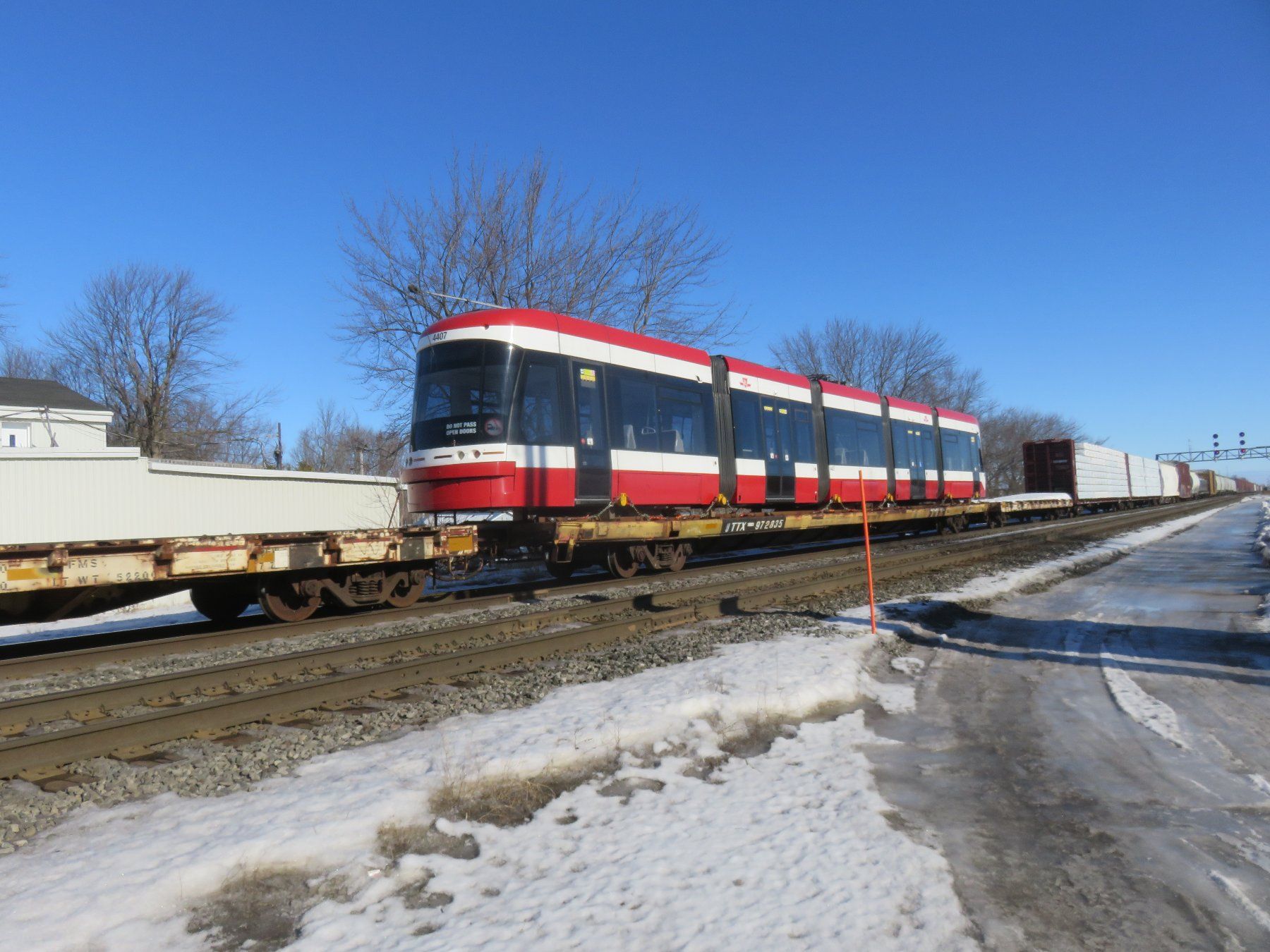 Kato Modelleisenbahnen: Kato EMD SD 40-2 Mid CN – Neu (gemäss Beschreibung) aus Bussnang von  7