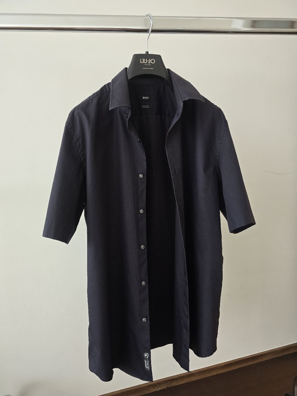 Hugo Boss Camicie: Hugo Boss Herren Hemd,  Gr.42 L – Usato da Rorschacherberg venduto da Olgamedved 5