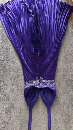 Abendkleid violett Grösse S/M mit Steinen guter Zustand