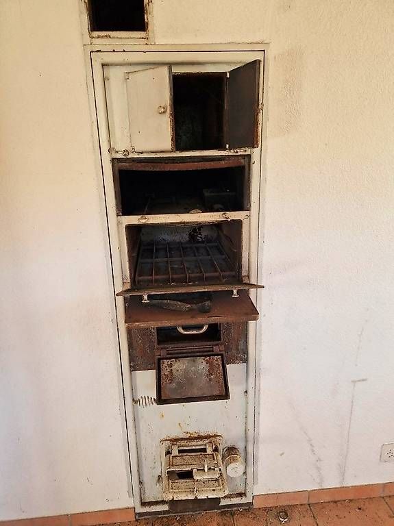 Altri mobili d'antiquariato: Vintage Ofen – Usato da Hägendorf venduto da Moni-F