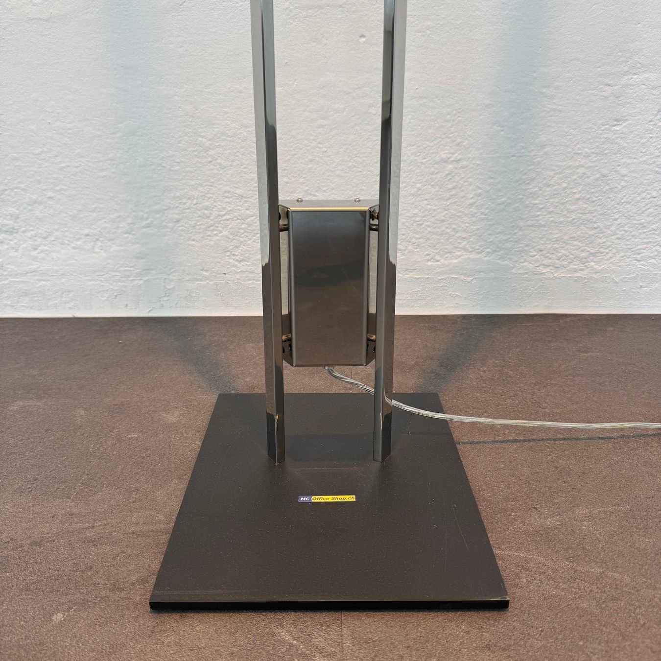 Lampade: Licht im Raum Master Stehleuchte – Usato da Schönenwerd venduto da mcofficeshop 3