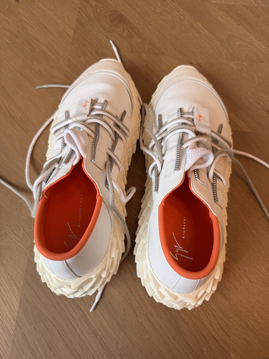 Zanotti Scarpe da uomo: Giuseppe zanotti urchin 44 – Nuovo (secondo la descrizione) da Neuchâtel venduto da jul_rq89 2