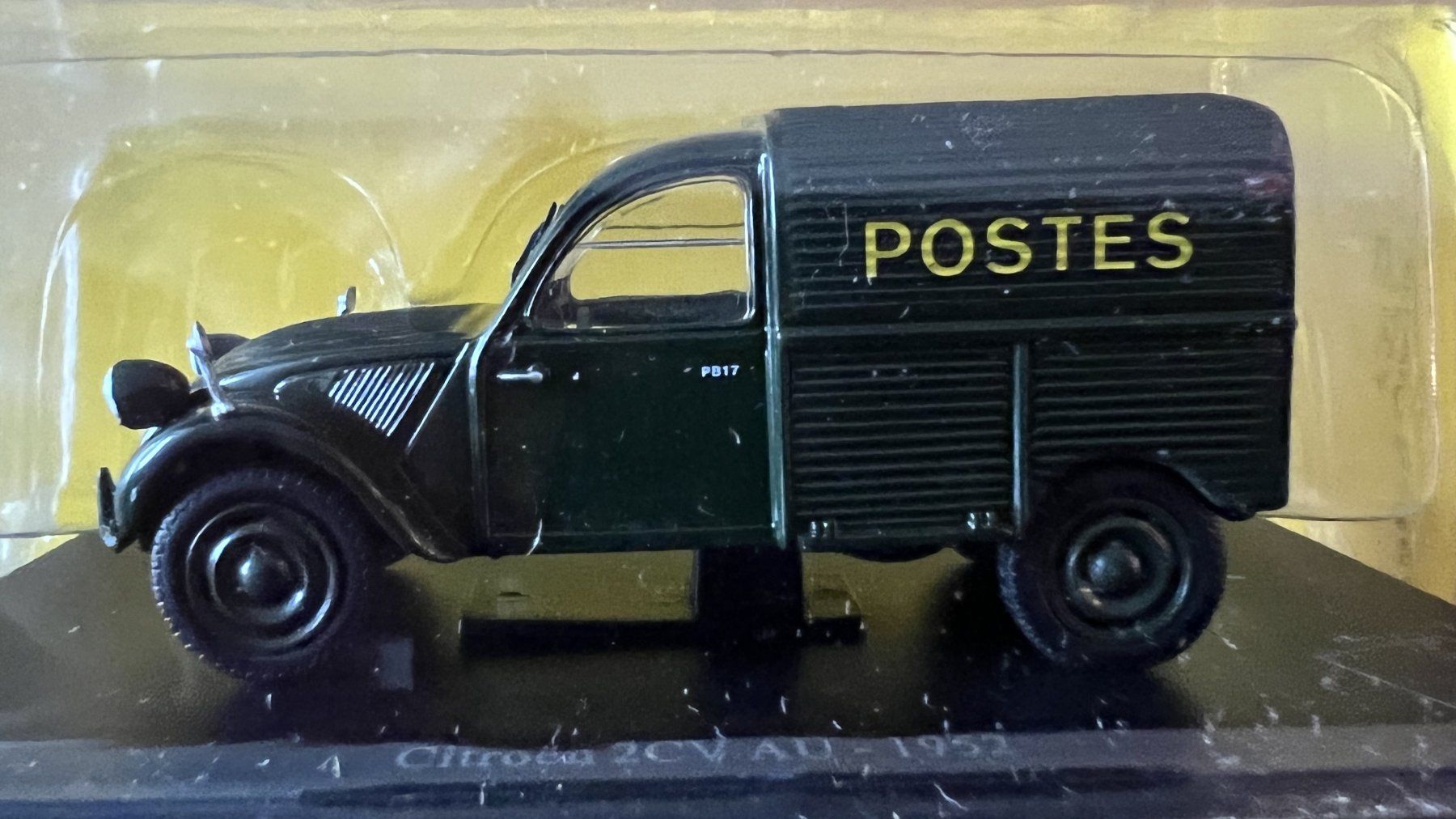 Citroën Modellautos: Citroen 2CV AU 1952 La Poste 1/43 – Neu und originalverpackt aus Meilen von rdv_n7s9