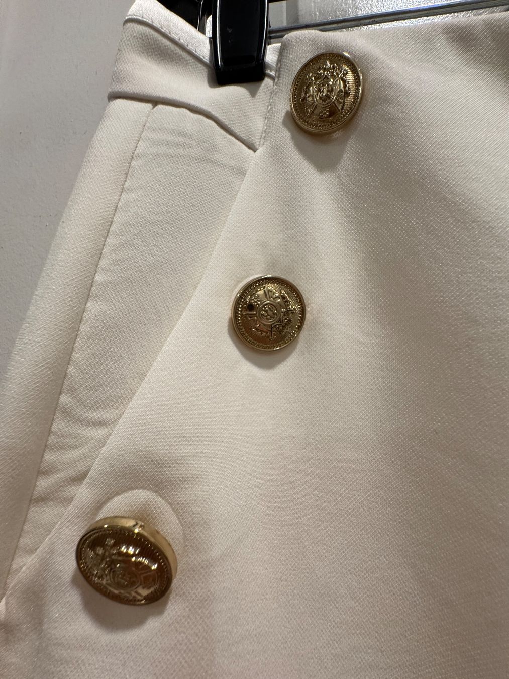 Hosen: Pantalon blanc élégant, taille S,  mode Esxclusive – Neu (gemäss Beschreibung) aus Avry-sur-Matran von Anarda 4