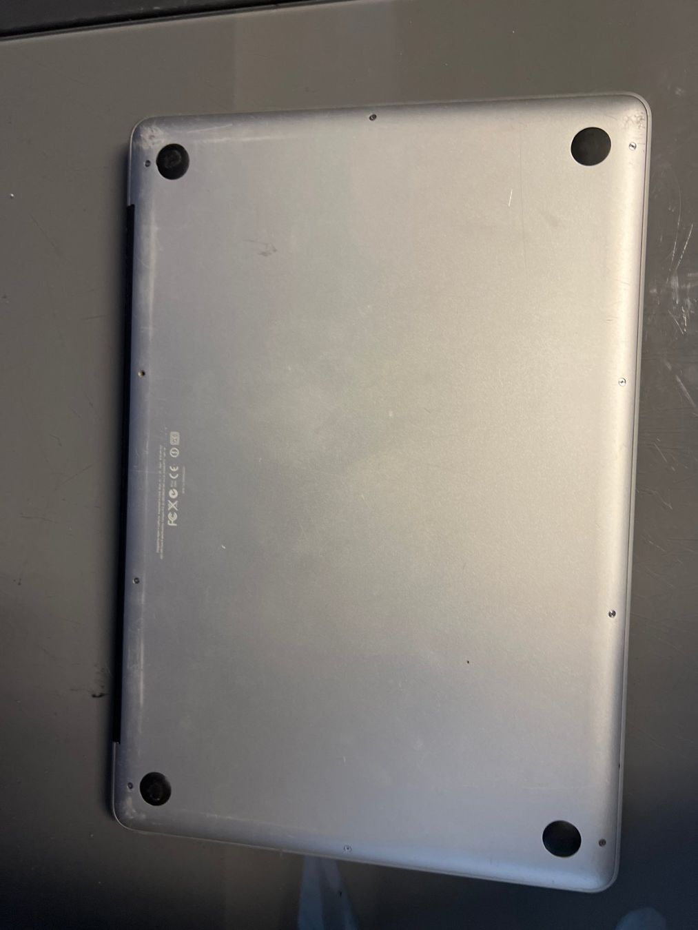 Apple Portables: MacBook Pro 15" 2010 i5 8GB & 250 HDD #12 – D'occasion à Dietikon par speedkauf 8