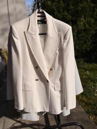 Zara Blazer, neuwertig, cremeweiss, Grösse M, Frühling