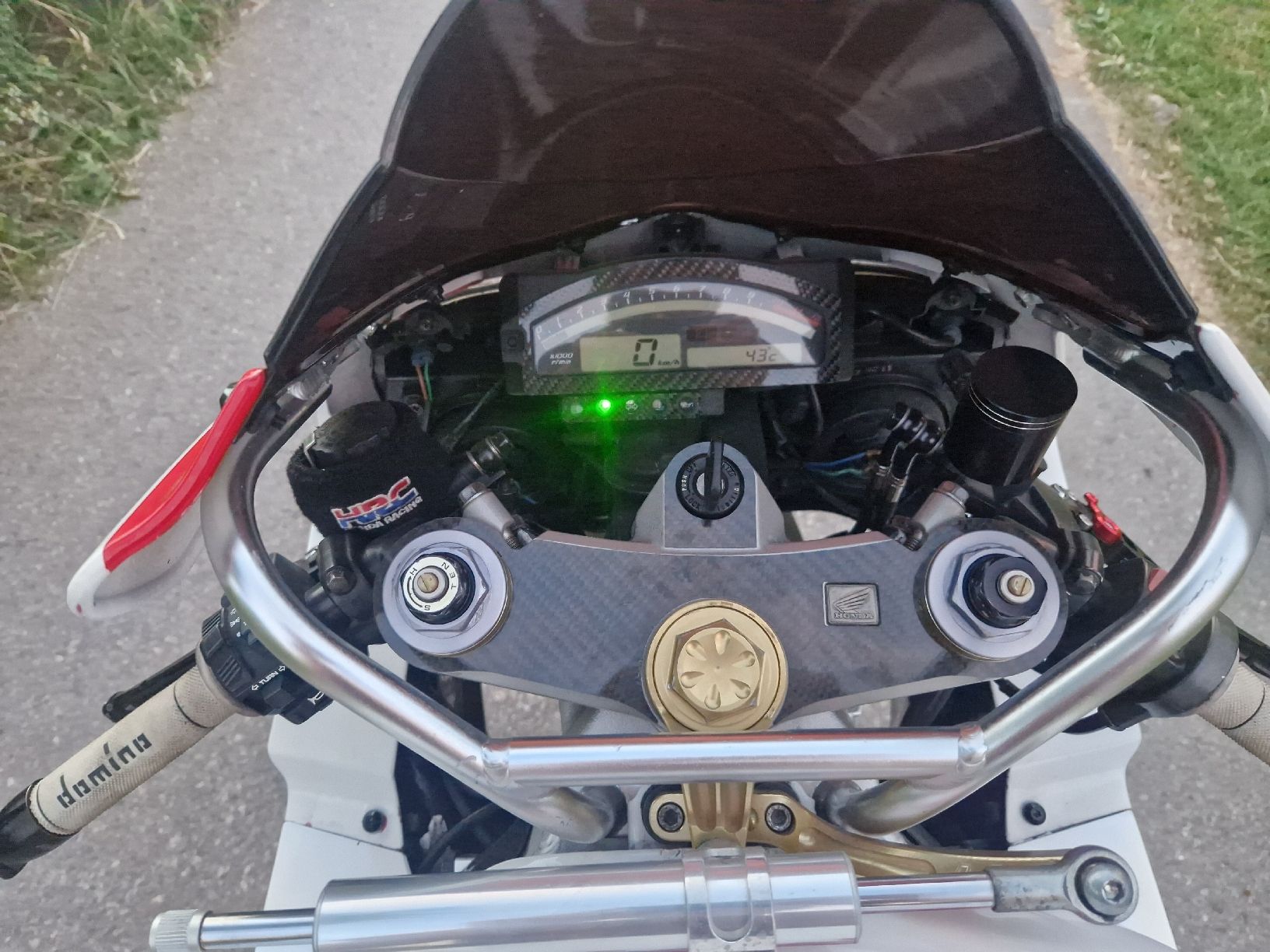 Honda Route: Honda VTR SP 2  – D'occasion à Noflen BE par kae_ng57 5