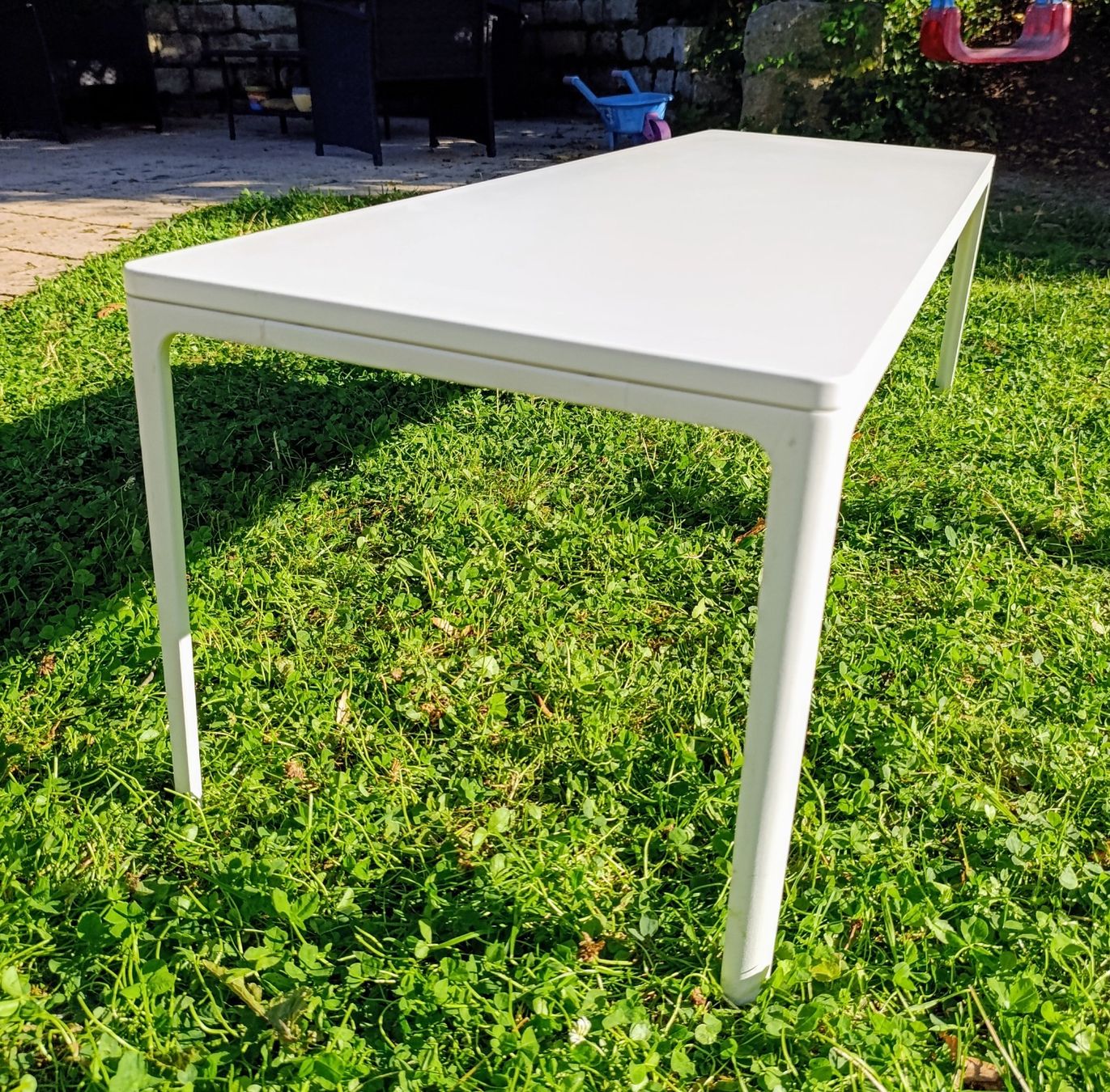 Vitra Tische: Vitra Plate Coffee Table. Perfekter Zustand. – Gebraucht aus Breitenbach von ana_7dwq 2