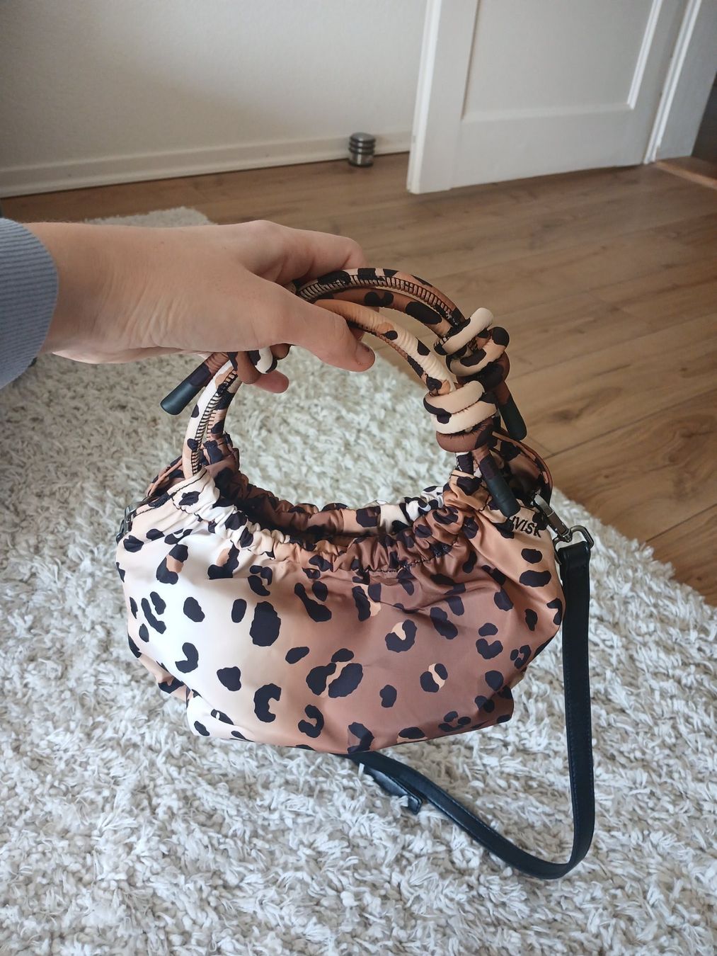 Taschen für Damen: Handtasche mit Leopardenmuster – Gebraucht aus Zürich von mar_fq2n 1