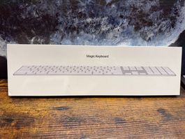 Apple Magic Keyboard mit Ziffernblock – NEU & OVP
