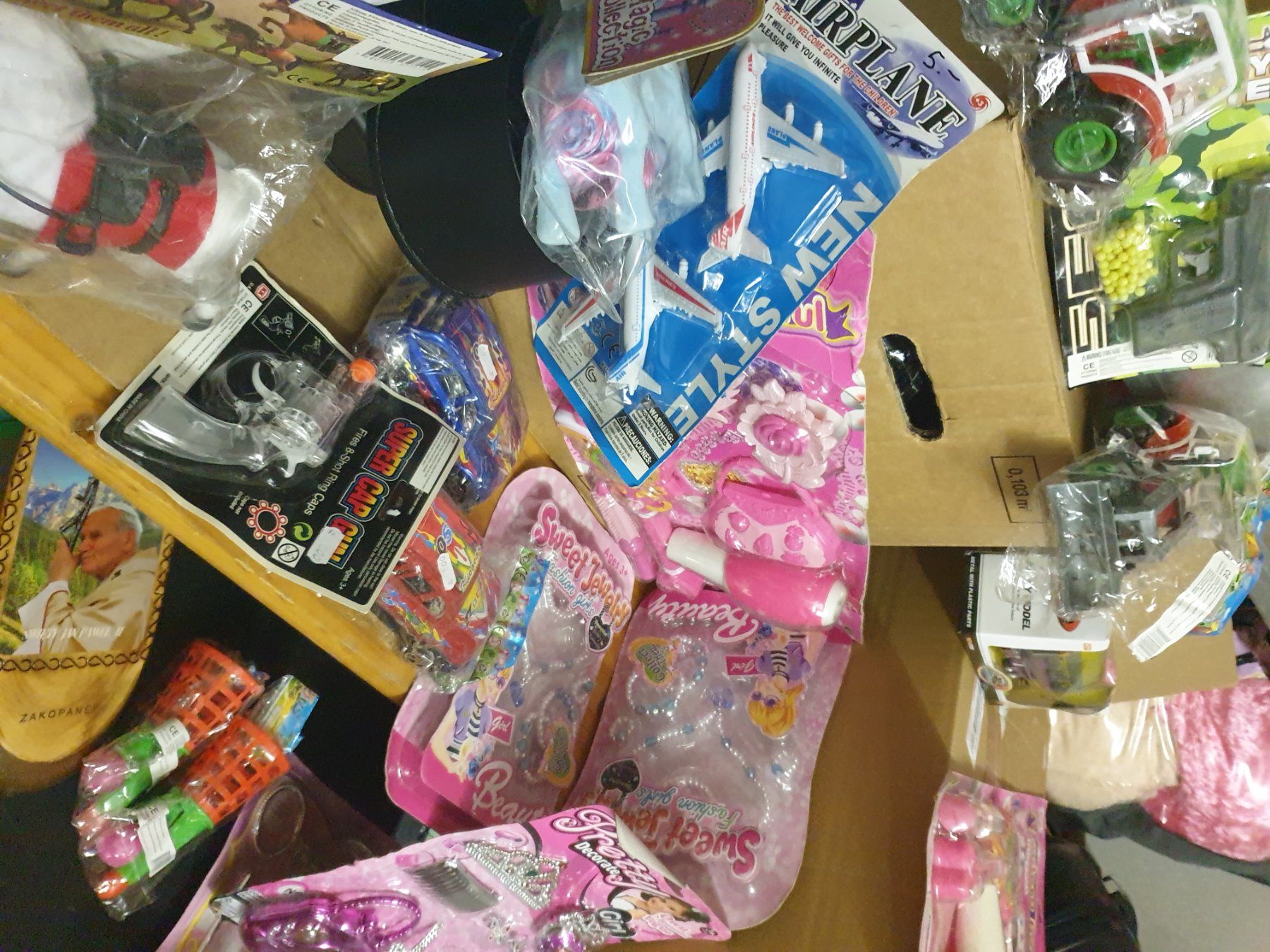 Giocattoli: Kinder Spielzeug karton vol  29-. – Usato da Rothrist venduto da ToniG71 4