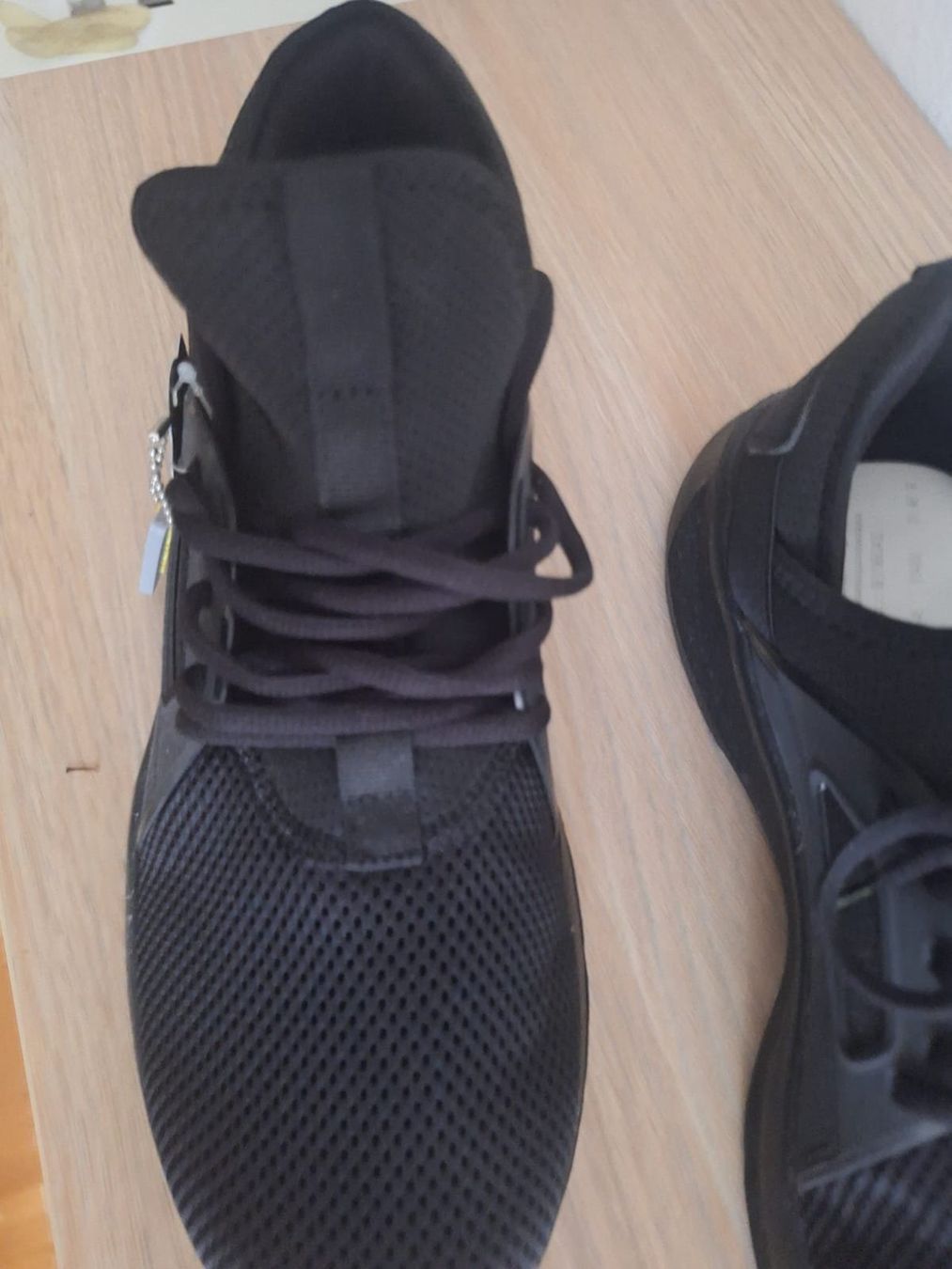 Bench Herrenschuhe: Herren Sneakers "Bench" (NEU) 45 – Gebraucht aus Embrach von Alian1 1
