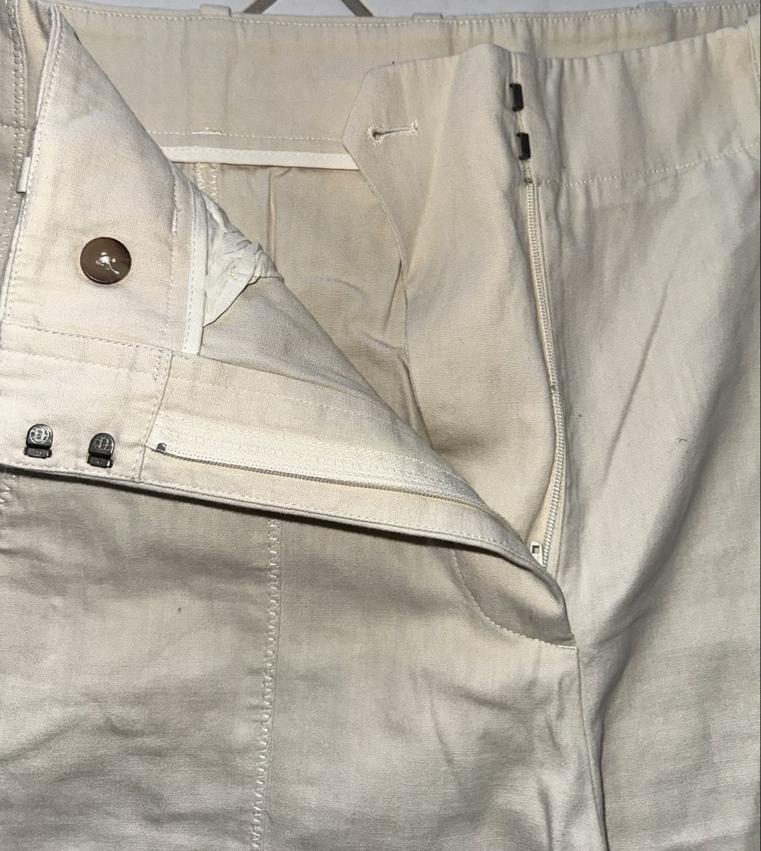 Massimo Dutti Pantaloni: MASSIMO DUTTI HOSE GR. 36 neuwertig – Nuovo (secondo la descrizione) da Unteraegeri venduto da MH203 5