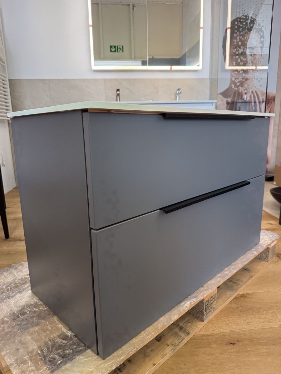 Mobili per bagno: Badmöbelset mit Glaswaschtisch – Nuovo (secondo la descrizione) da Amriswil venduto da deluxe_bad 3