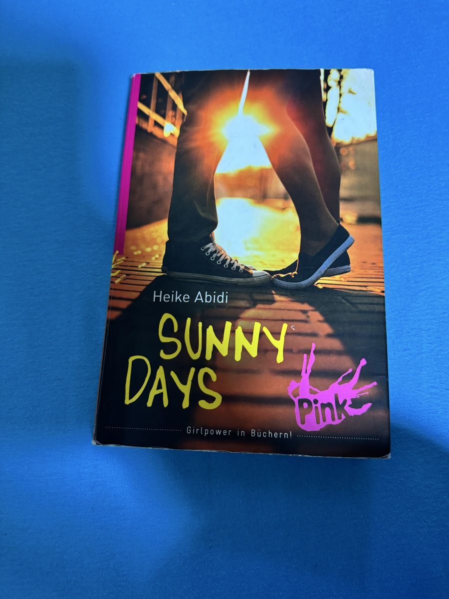 Libri: "Sunny Days" von Heike Abidi – Usato da Teufen AR venduto da nia_5mtm 7
