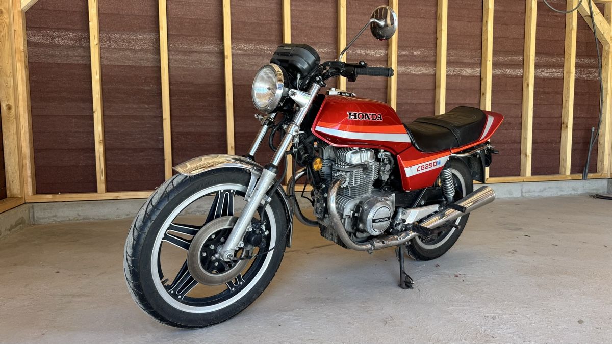 Honda Strada: Honda CB250N de 1978 expertisée.  – Usato da Cheyres venduto da JBLcharly