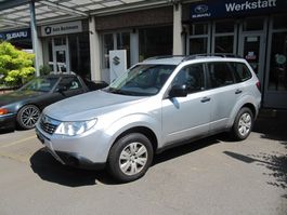 Subaru Forester 2.0X mit Anhängerkupplung