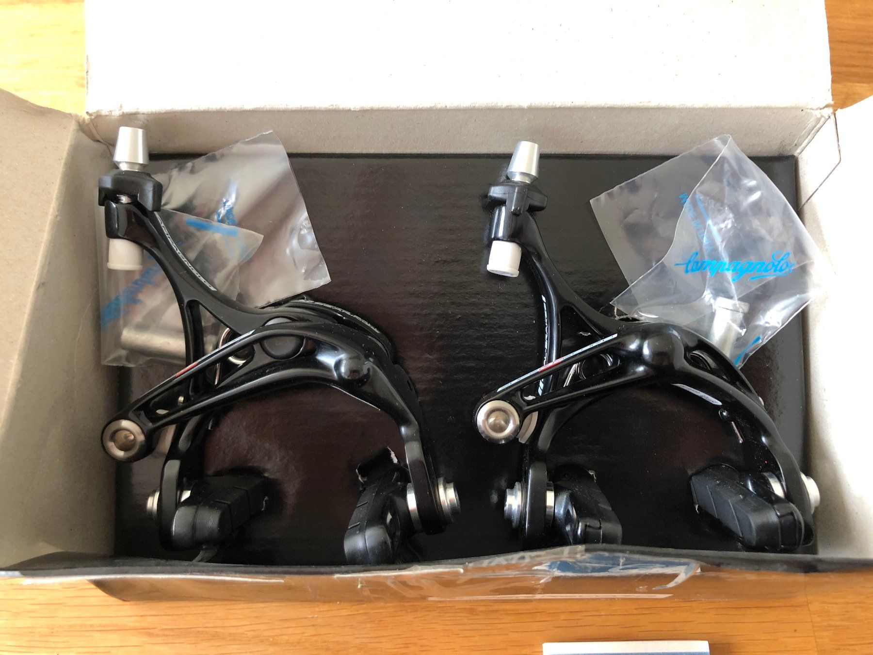 Campagnolo Pezzi di ricambio: Campagnolo Super Record Bremszangen Neu – Nuovo e nell'imballaggio originale da Riehen venduto da flohropax 1
