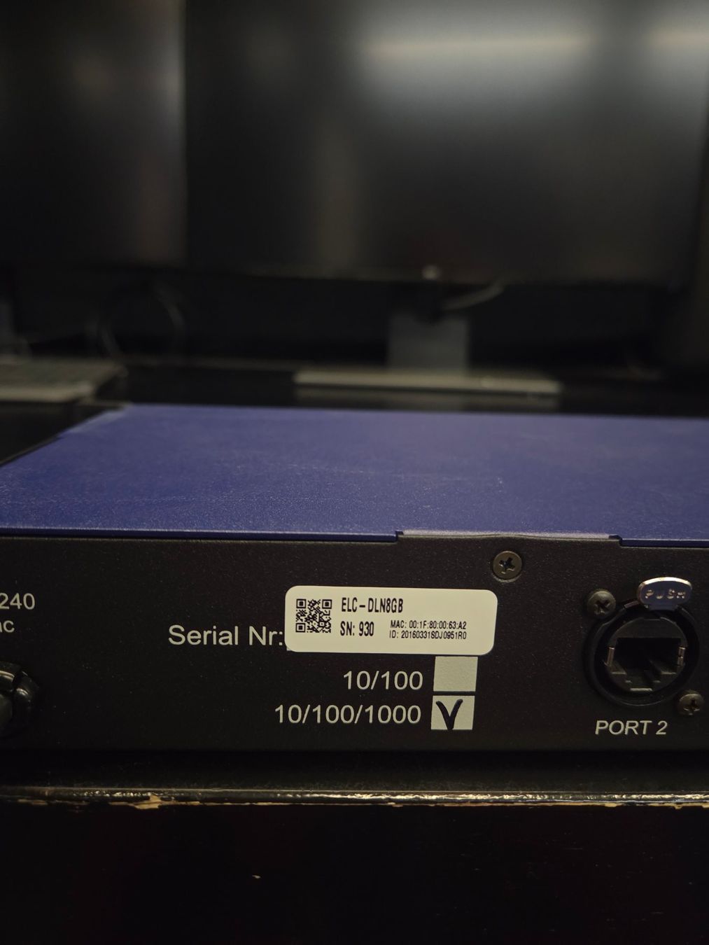 Lampen: DMX Switch - ELC dmXLAN Switch8gb ( Nr. 1) – Gebraucht aus Zürich von Habegger_AG_HASTA 2