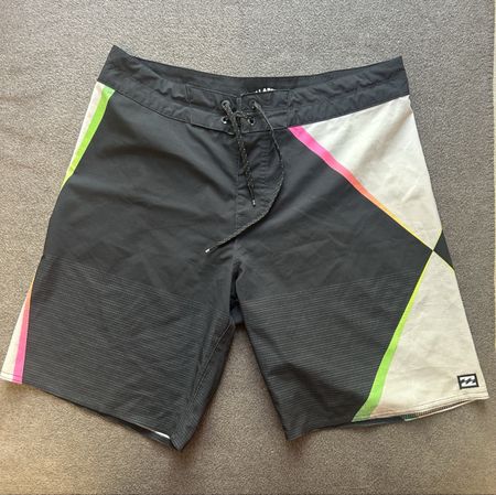Badeshorts Billabong mehrfarbig neuwertiger Zustand
