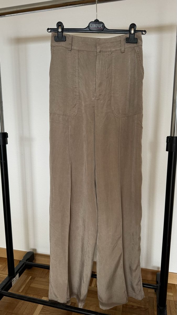 Zara Completi & Tailleur: Zara Anzug aus fließendem Viskose-Mischgewebe – Nuovo (secondo la descrizione) da Schaffhausen venduto da R_Muzh 3